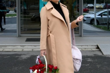 Šok! Ova pevačica je NAŠLA MUŽA PUTEM INTERNETA!