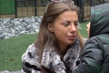 Dok se Dragana vaćari po rijalitiju mali Jovan se razboleo: Nakon posete Centra za socijalni rad Siniša brine o sinu!