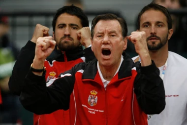 Pilić slomljen zbog Novaka!