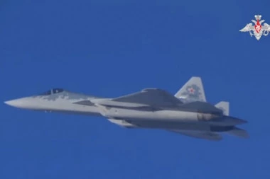 (VIDEO) MAJSTORIJA U VAZDUHU PRI BRZINI OD 600KM/H: Ovako to rade ruski piloti