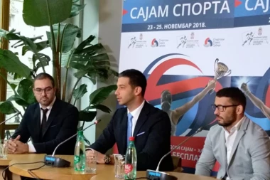 Nova sportska oprema u Novom Bečeju - UDOVIČIĆ; Da deca neometano treniraju