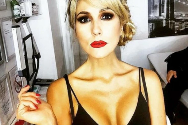 (FOTO) IVA ŠTRLJIĆ OTKRILA ČIME ZAVODI MUŠKI POL, A TO NISU NJENE DUGE NOGE: Nakon ovoga dobro ćete se zamisliti!