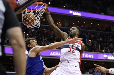 "Čarobnjaci" iz šešira izvukli -20: TEO BEZ MINUTA, BOBI MINIMALNO