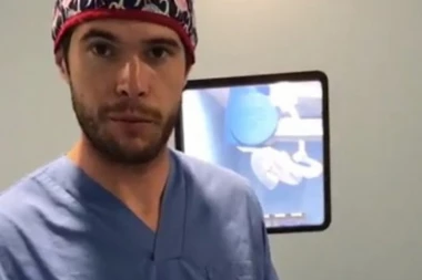 (FOTO) Hit priča: Sudija promeni pol, pa poništio gol!