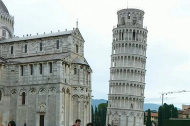 (VIDEO) Evo kako je ispravljan krivi toranj u Pizi!