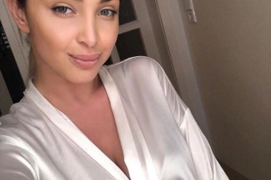 (FOTO) Konačno lepe vesti za pevačicu: Maja Berović presrećna, na ovo je dugo čekala!