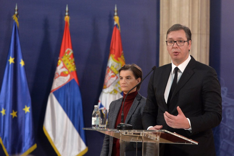 Ana Brnabić nakon sastanka sa Selakovićem i Vučićem: Crnoj Gori još jednom treba pružiti ruku prijateljstva