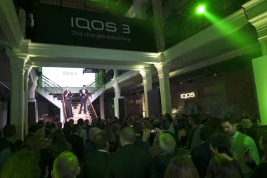 (FOTO) I BEOGRAD KAO I SVETSKE METROPOLE - IQOS 3 žurka okupila omiljena lica sa malih ekrana