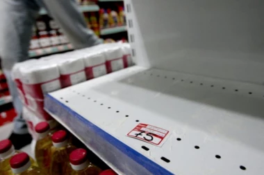 NA KOSOVU RADNICI OSTAJU BEZ POSLA: Uvoz srpske robe pao na minimum!