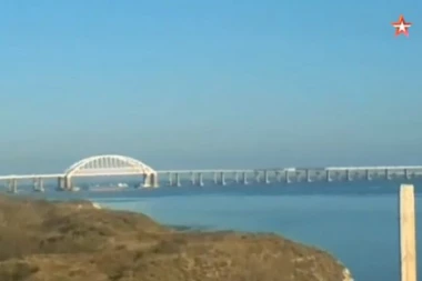 Rusija blokirala Kerčki moreuz, stižu novi ukrajinski brodovi!