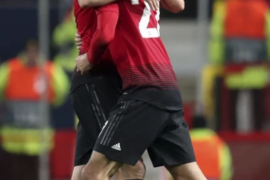 Belgijski velikan zove Felainija upomoć!