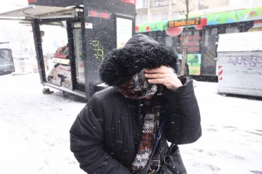 Sneg će padati sve do jutra, a onda nam stiže nov ledeni ŠOK!