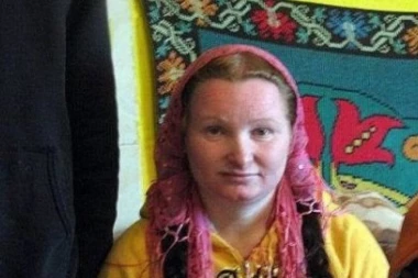 (FOTO) DA NE POVERUJEŠ! Rifka ima 25 godina i ona je najmlađa baka na svetu!