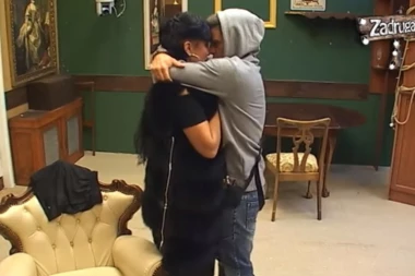 (VIDEO) Mrziš me od početka naše veze: Aleksandra i David se ponovo posvađali!