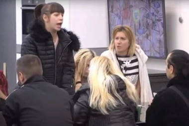 Kopile! Štalarko: Miljana i Jelena skočile jedna na drugu za stolom!