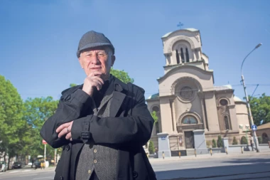 SAČUVAJTE NAŠU DECU OD HRVATSKIH LAŽI! Matija Bećković se bori za istinu: NETAČNE INFORMACIJE SE PROVLAČE KROZ ISTORIJSKE UDŽBENIKE