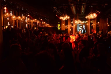 (FOTO) 60 GODINA - VINJAK! Najveći proizvođač alkoholnih pića u Srbiji, Rubin, obeležio veliki jubilej