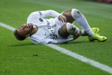 PLAĆENI 323 MILIONA, A VEČITO POVREĐENI!