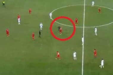 SKANDAL: Spartakov huligan napao kapitena tokom utakmice!