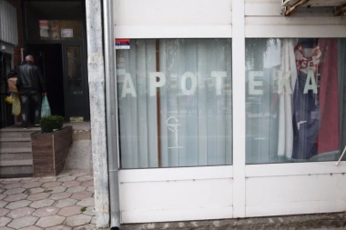 Gde će im duša! Nestašica lekova nije najgora: Teško bolesni u Južnoj Mitrovici suočavaju se i sa ovim užasom!