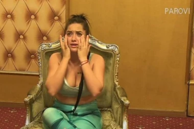 Drama kod starog Merkatora: Bivša učesnica Parova ispala iz automobila i pala u nesvest!