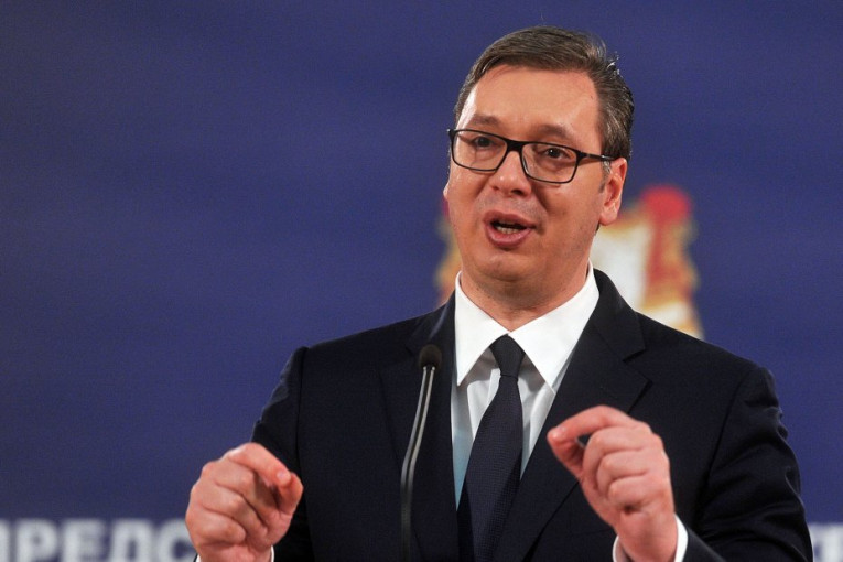 Vučić potvrdio pisanje Republike: Makron odložio posetu Srbiji