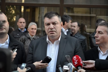 Rušeći Vučića, Đilas ruši našu tek uzdignutu zemlju: Nijedno dete ne sme biti meta napada, naivno sam verovao da se neće ponoviti