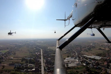 SPECIJALNE JEDINICE NA TERENU! HELIKOPTERI NADLEĆU ZEMUN I NOVI BEOGRAD!