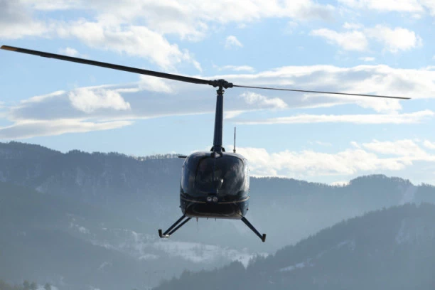 Drama na nebu iznad Srbije! Helikopter prinudno sleteo