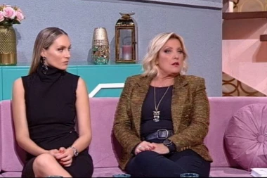 SNEŽANA ĐURIŠIĆ POBESNELA ZBOG ZADIRANJA U PRIVATNOST: Sasula žestoke reči, javnost u neverici nakon ovog poteza!
