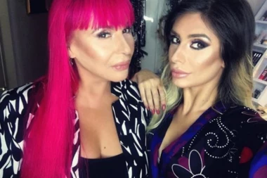 (ŠOK FOTO) Hororčina! Bledog i uvelog lica, crna ispod očiju i račupane kose: Ćerka Zorice Brunclik dugo nije bila u medijima, a sada je zblanula sve bolesnom promenom!