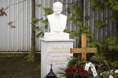 Hrvati otkopali Miloševićev leš!