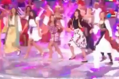 (VIDEO) Pogledajte kako izgleda kad mis Srbije, Crne Gore i BiH zaigraju Užičko kolo u Kini