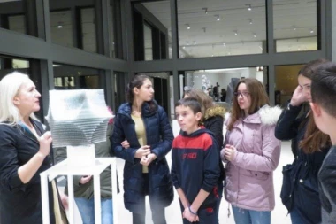 Nezavisni sindikat policije priredio deci sa Kosova dan za pamćenje