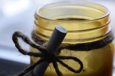 Eliksir zdravlja pravo iz prirode: Moćan sirup koji će umiriti nadraženo grlo!