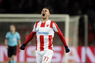 ZNAO SAM DA ĆU PROBUŠITI BUFONA!