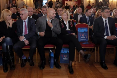 OTREŽNJENJE: Nije realno da Srbija osvoji medalju na EP!