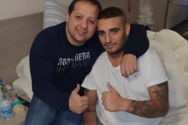 (VIDEO) Emir posetio Darka u banji: Lazić se veseli u bolničkom krevetu!