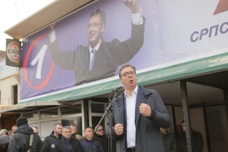 Vučić u Kotraži: Nisu nam potrebni ratni bubnjevi, ali nikome nećemo dati da ponižava srpski narod