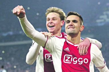 (VIDEO) Srbija ima svog Mesija: Tadićeva MAJSTORIJA!