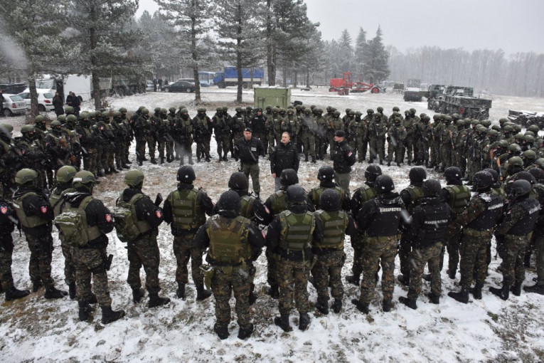 Vojska Kosova je pretnja miru, srpska Žandarmerija spremna za Šiptare