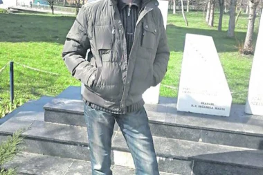 Stravičan slučaj klanja dece u Bihaću postao još jeziviji: Otac monstrum išao kod ove žene, pa onda pobio svoje 3 mališana!