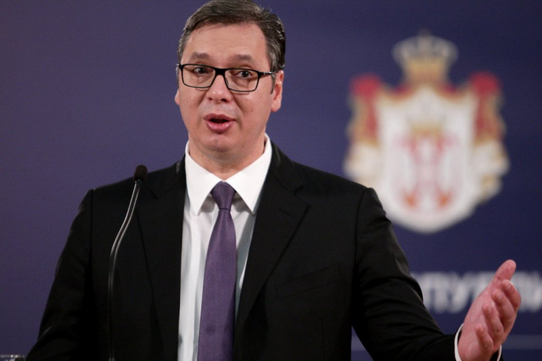 Vučić o besramnim uvredama opozicije: Umesto da kažu bili smo pijani, drogirani - oni još gore vređaju!