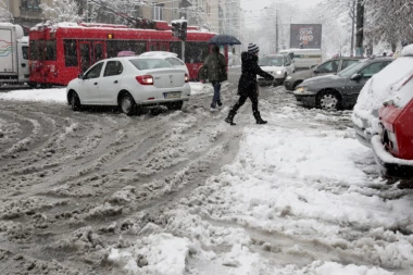 RHMZ izdao upozorenje! Do večeras će da padne pola metra snega i tu nije kraj! Belo zlo neće stati sve do OVOG datuma