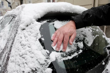 NEOBIČNO: Sunčan i ledeni Božić, do kraja dana svugde bez padavina