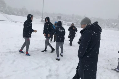 Evo šta kažu iz Čukaričkog o odlaganju meča!