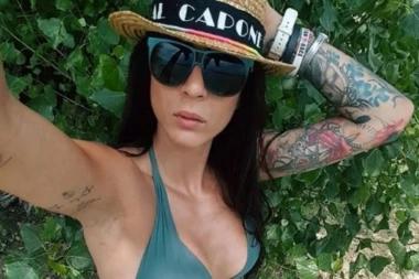 (FOTO) Njeno zanosno telo je prekriveno tetovažama, zovu je srpska Spartanka, ZGODNA JE I SE*SI DO BOLA!