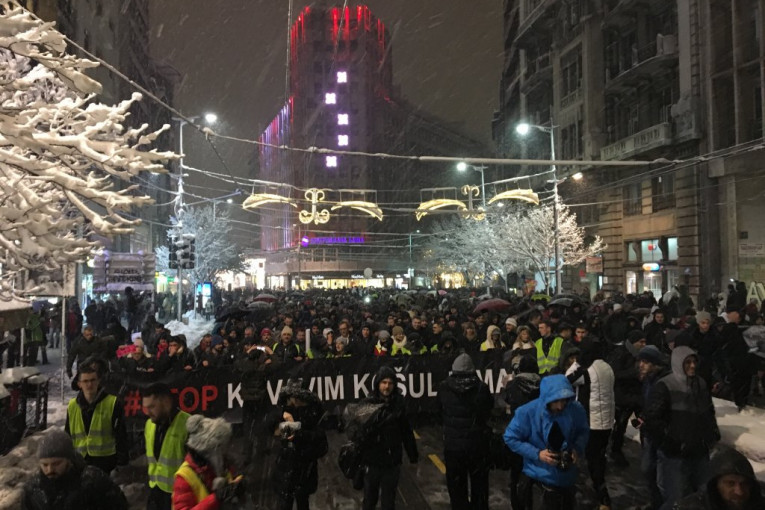 Deo opozicije organizovao protest u Beogradu