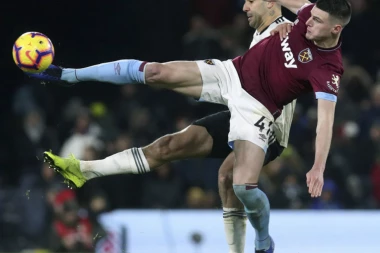 IPAK NIJE DO JOKANA: Mitrović se ispromašivao, "čekićari" zakucali Fulam na dno tabele!