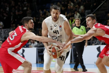 Partizan slavio u gradskom derbiju! FMP dobro namučio crno-bele!